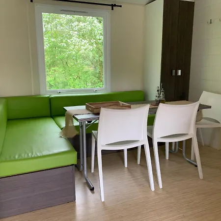 キャンプ場 De La Ferme Aux Anesses, Mobil Sofia2 ブレシュイール